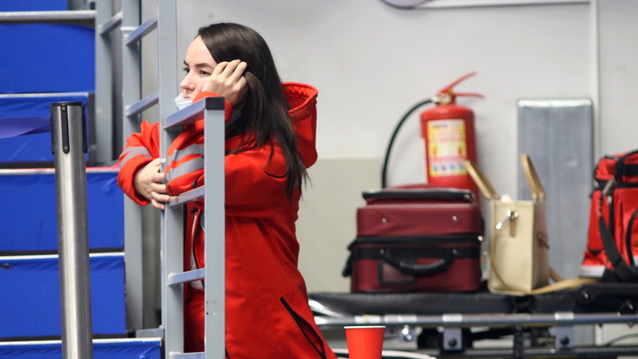 Что известно о досрочном выходе медработников на пенсию в Россию