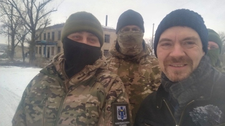 Депутат Ростислав Антонов доставил в Нью-Йорк под Бахмутом термобелье для новосибирских военных