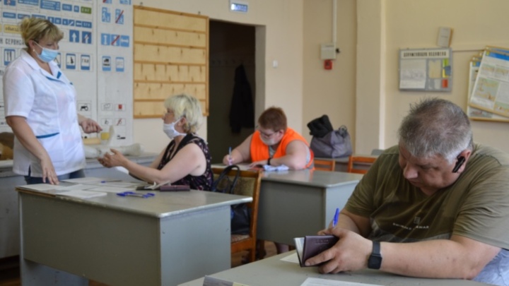 Больше половины сотрудников троллейбусного депо в Иванове привились от COVID-19