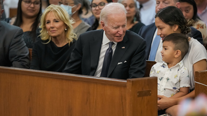 NYP: Джо Байден заявил, что лично разговаривал с ученым, который умер до его рождения