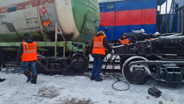 ЧП в южноуральской столице: поезд сошёл с рельсов