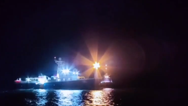 Выживший в Охотском море рассказал, что происходило на лодке в течение двух месяцев