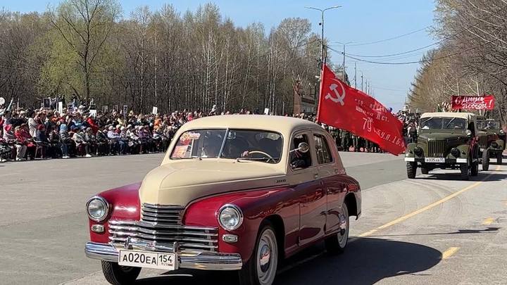 В Кузбассе состоялись пробеги ретромашин в День Победы 9 мая