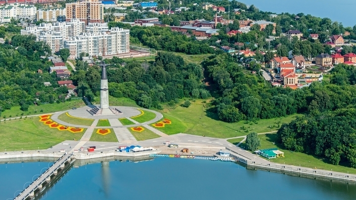 Звезда Победы появилась на Красной площади в Чебоксарах