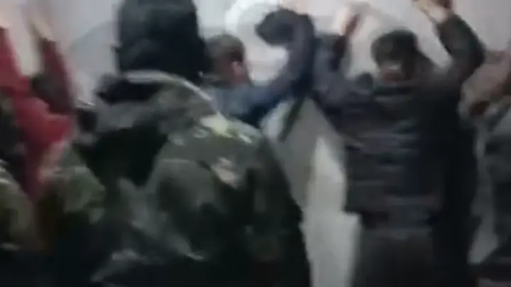 Шум, драки и Тадж-Плов: екатеринбуржцы сдали мигрантов-нелегалов полиции