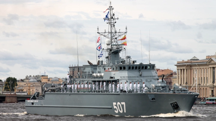 Почему в России на самом деле отменили главный военно-морской парад: В Кремле сказали прямо