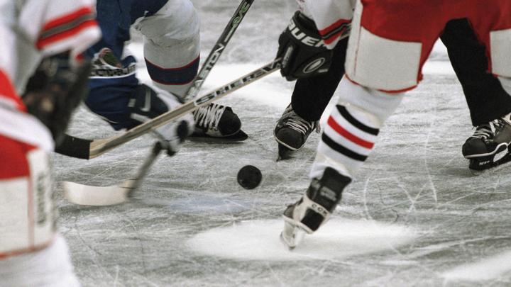 Русские хоккеисты спасли Чикаго от радужного позора