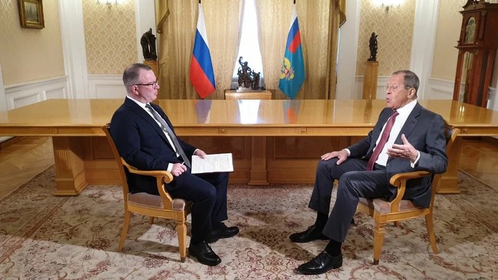 Просто анекдот и детский сад: Лавров рассказал о требованиях Запада