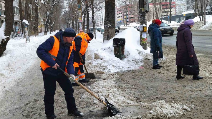 Самарцы оценили качество уборки снега: хуже, чем в Казани, но лучше, чем в Нижнем Новгороде