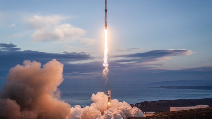 Вместо Марса звёздные войны? Рогозин рассказал о планах США вывести в космос термоядерное оружие