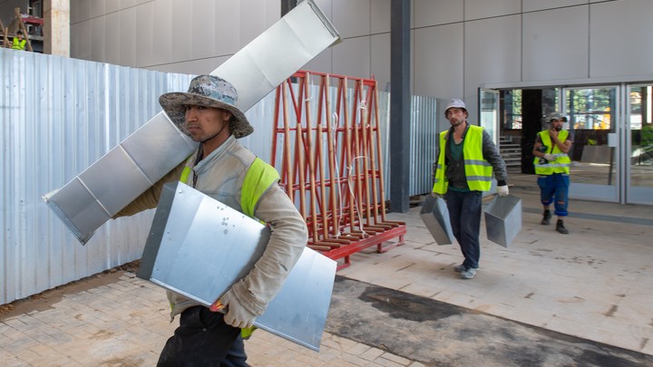 На беседу в Россию приехал таджикский министр: Мигранты доигрались?