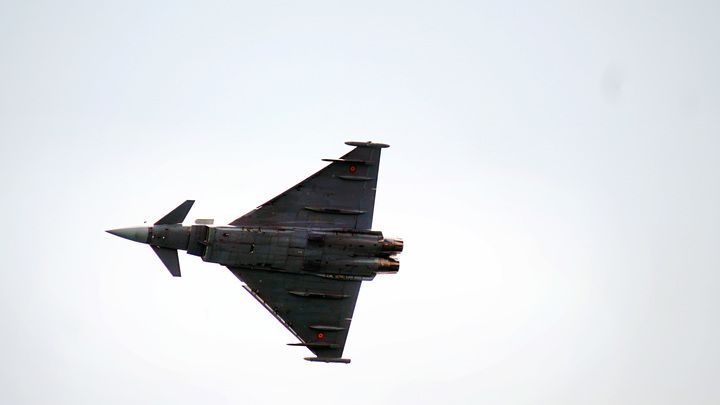 Волна из снарядов: Бывший разведчик армии США разбил надежды Зеленского на F-16