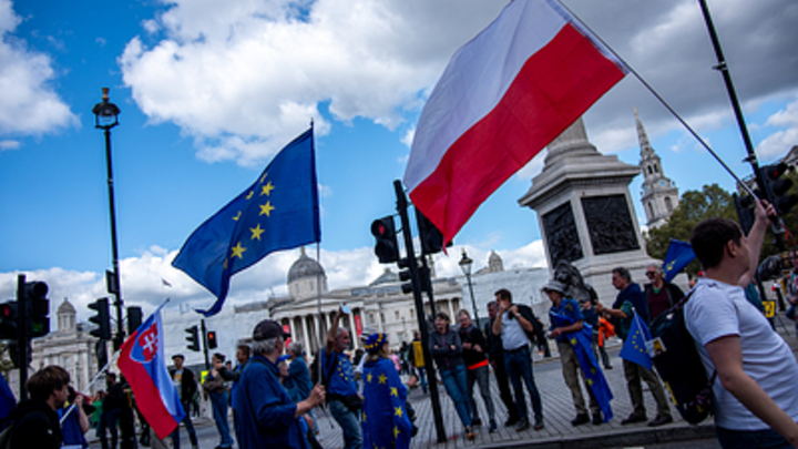 Украина в ЕС - лишь прикрытие. Берлин и Париж затеяли беспрецедентную подлость. В шоке даже поляки