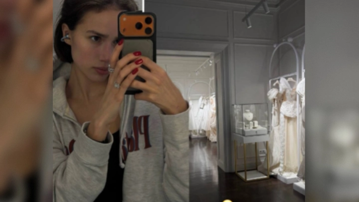 Алина Загитова выложила фотографию из свадебного салона: что это значит