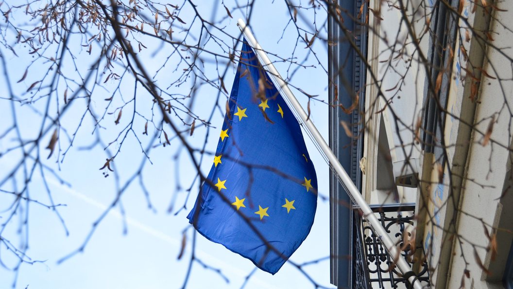 Евросоюз готов поддержать Лондон в обвинениях против России Евросоюз готов поддержать Лондон в обвинениях против России