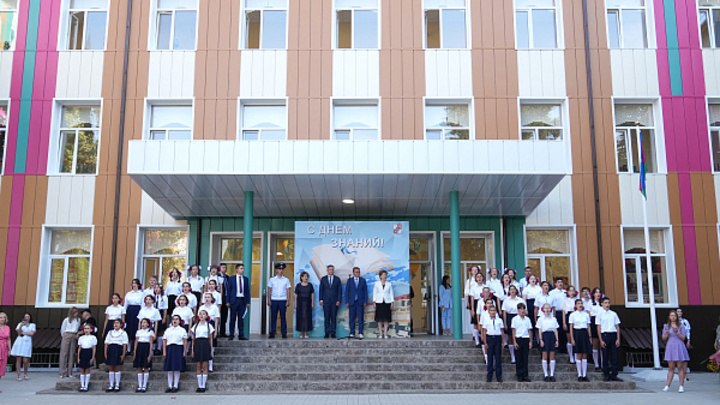 За парты в Сочи сели 80 тысяч учеников