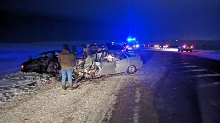 Страшная авария под Магнитогорском: двое погибли, трое пострадали