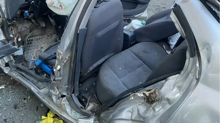 Спидометр замер на 170: в Северодвинске Nissan врезался в стену пятиэтажки