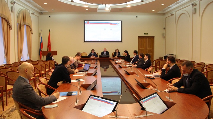 В школах Петербурга могут ввести Советы отцов для профилактики суицидального поведения среди детей