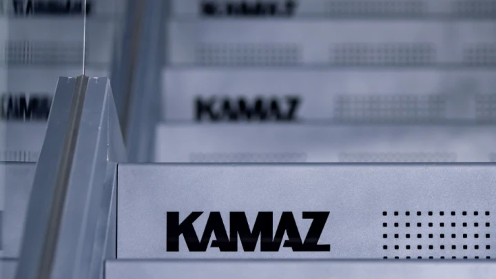 КамАЗ защищается от диверсий: На объекты предприятий больше нельзя проносить еду