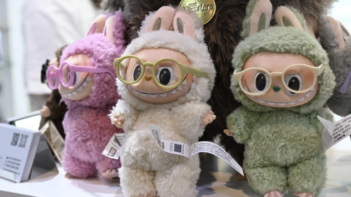 Кинокомпания Sony Picrures снимет фильм об истории успеха игрушек Лабубу