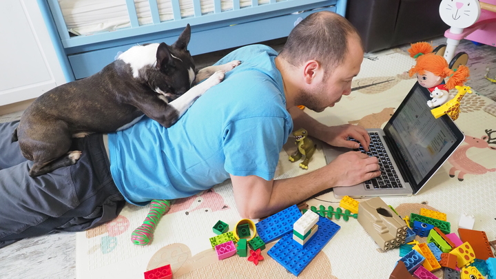 Диетолог назвала продукт, от которого стоит отказаться при сидячем образе жизни