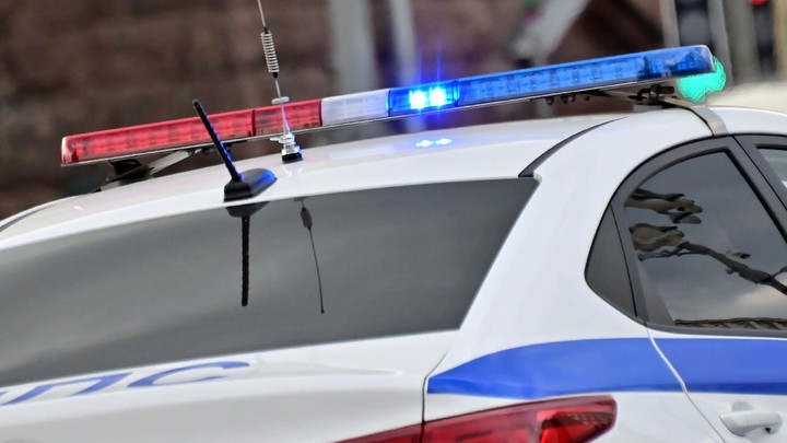Пожилой водитель погиб после падения машины в карьер под Коломной