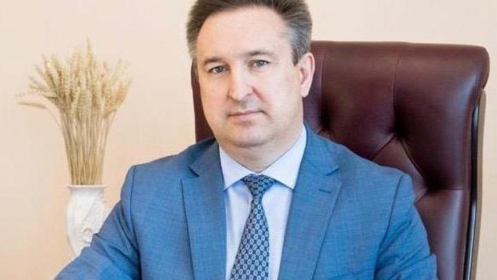 Прокуратура нашла нарушения в выделении жилья главе Колыванского района
