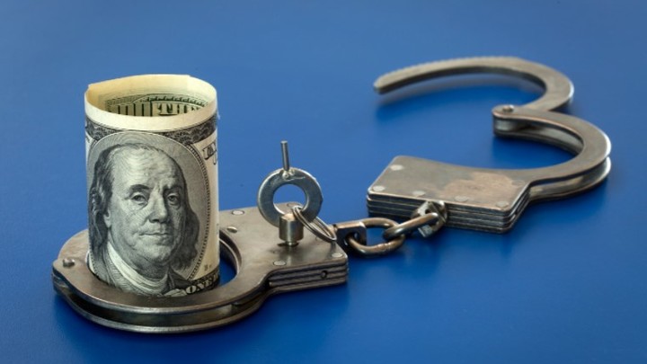 США призывают своих граждан покинуть Россию. Что испугало Госдеп?