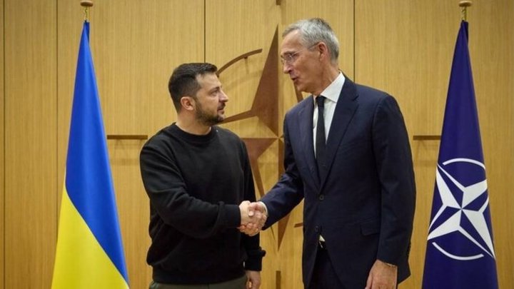 Зеленскому надавали по щекам. Генсек НАТО ожидаемо признался, что альянс не собирается восстанавливать Украину