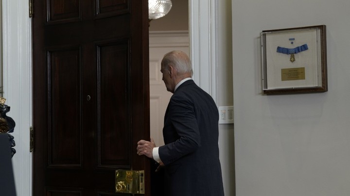 Конгресс не будет рассматривать запрос о помощи Киеву: Украина не встала в расписание