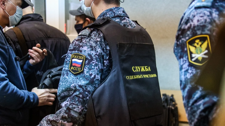 Четыре уголовных дела: силовики нагрянули в отдел УФССП под Новосибирском