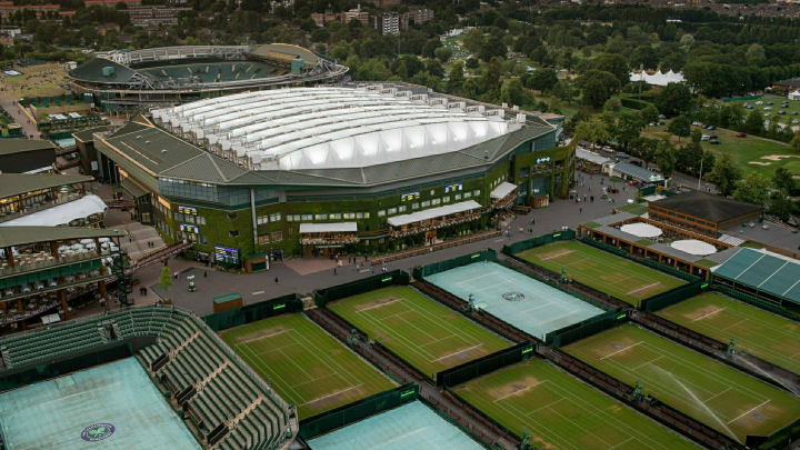 Вручную подкрутили, что ли? Организаторы Уимблдона извинились перед русской теннисисткой за украденный гейм