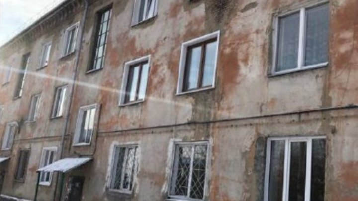 Прокуратура нашла виновного в обрушении фасада многоэтажки в Кузбассе