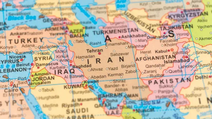 Профессор Сакс: США не смогут установить марионеточный режим в Иране