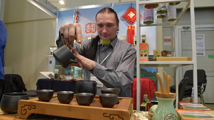 Новосибирский бизнесмен запатентовал новое чайное приспособление