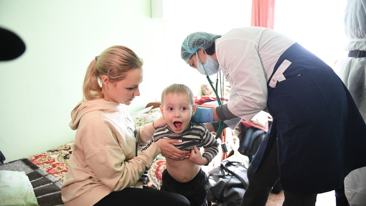 Русские специалисты бесплатно проверят здоровье запорожских детей