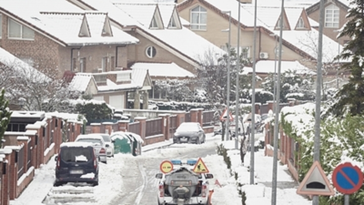 Генерал Мороз пошёл на завоевание Европы. Европа вздрогнула