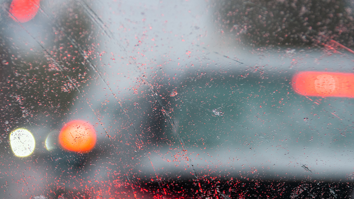 В Краснодарский край придут дожди с грозой и снегом