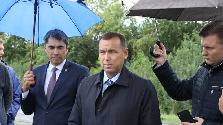 Губернатор Шумков недоплатил чиновникам 30 млн рублей