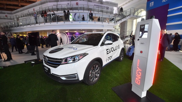 Какие новые модели автомобилей будут продавать в России в 2022 году