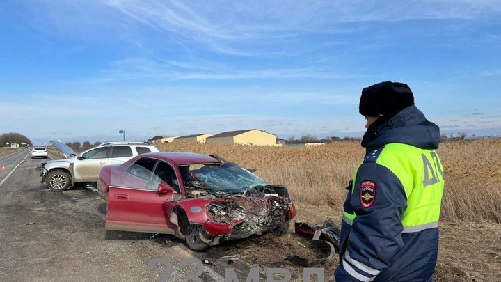 На Кубани в ДТП пострадали шесть человек, из них - трое детей