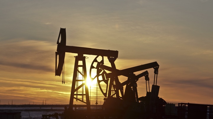 Брать у России, но не платить. Экс-посол США озвучил хитрость по нефти