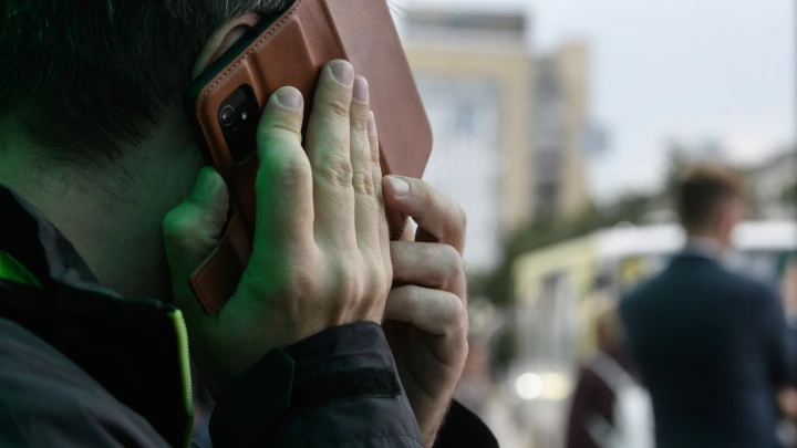 Не берите трубку, если звонят с этих номеров. Украинские мошенники нашли новый способ разводить русских