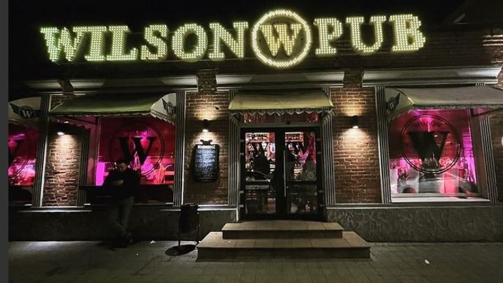 В Краснодаре бар Вилсон Паб оштрафуют за работу в ночное время