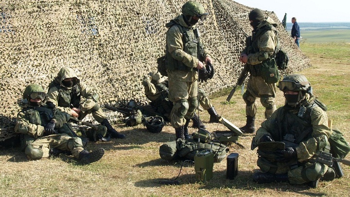 Украина готовится к боевым действиям на Донбассе вблизи границы с Ростовской областью