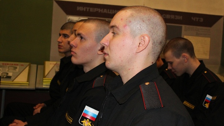 Ростовский областной военкомат призовёт жителей ЛНР и ДНР на службу в армию России