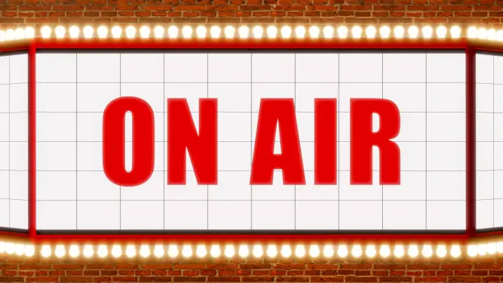 Радиостанция Судного дня вышла в эфире со словами «Латвия» и «Оцинковщик»