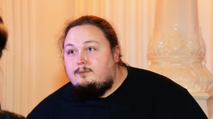 Они работают на Запад: Лука Сафронов разоблачил страдающих русских звёзд