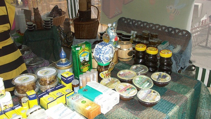 Крупный штраф заплатит хозяин продуктового магазина в Азове за просрочку